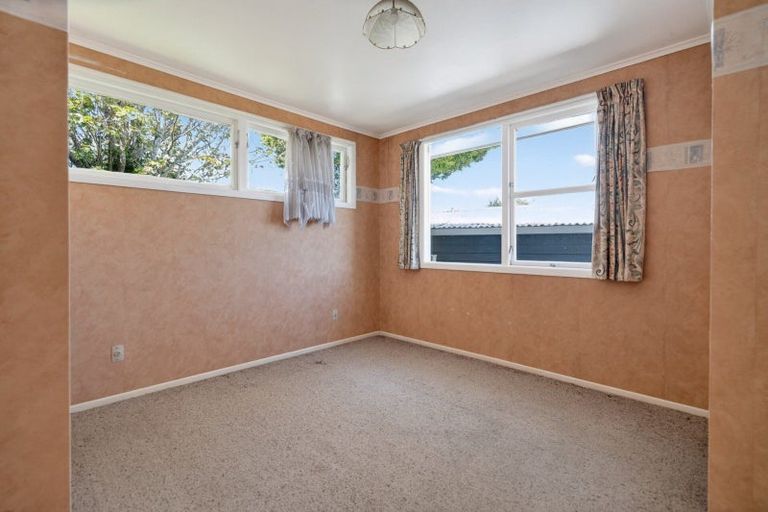 Photo of property in 35 Woodford Avenue, Brookfield, Tauranga, 3110