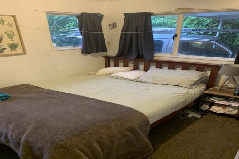 Photo of property in 70 Homebush Road, Khandallah, Wellington, 6035