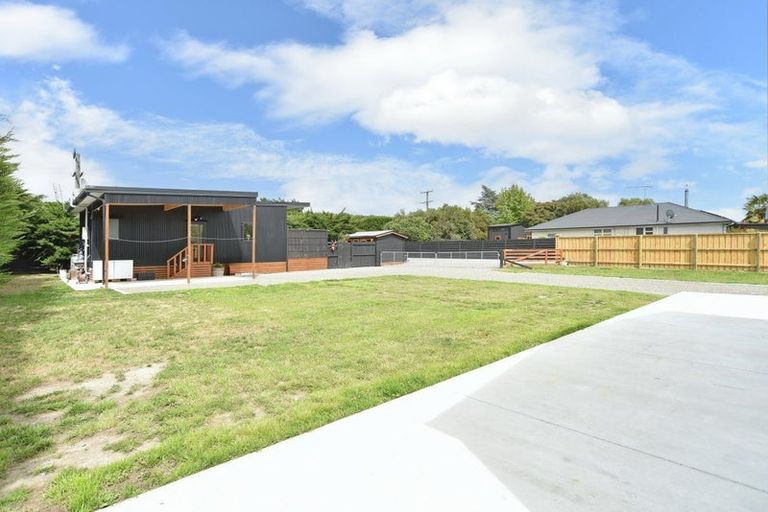 Photo of property in 69a Douglas Road, Amberley, 7410