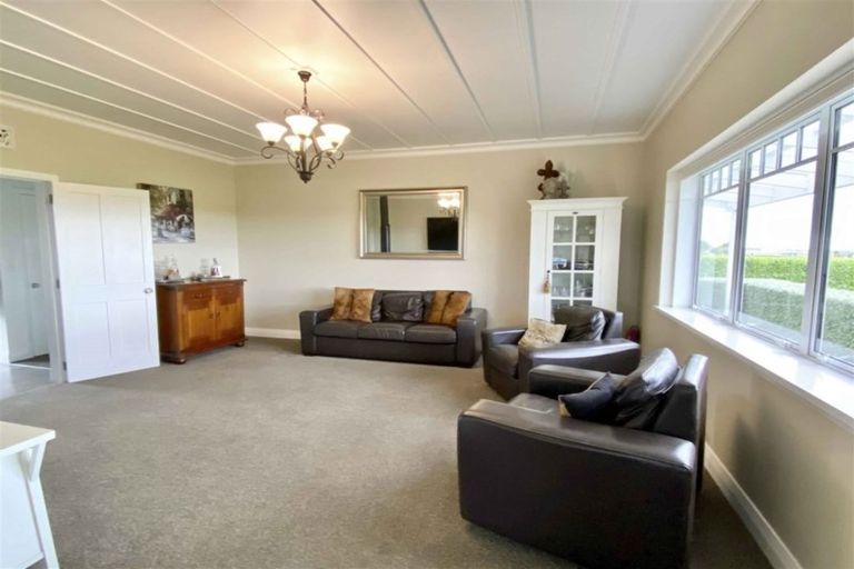 Photo of property in 9 Sunrise Drive, Seaward Bush, Invercargill, 9812