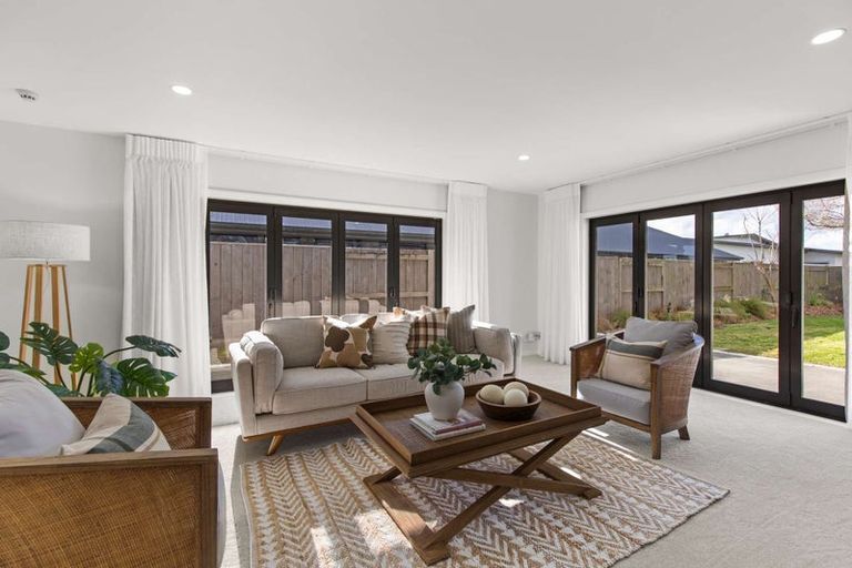 Photo of property in 7 Rodeo Drive, Kelvin Grove, Palmerston North, 4414