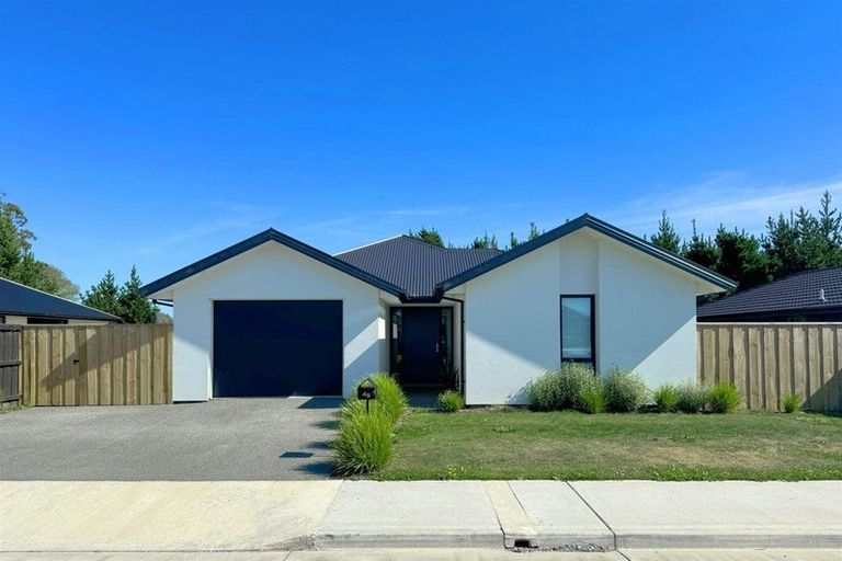 Photo of property in 49 Quinn Crescent, Woodend, 7610