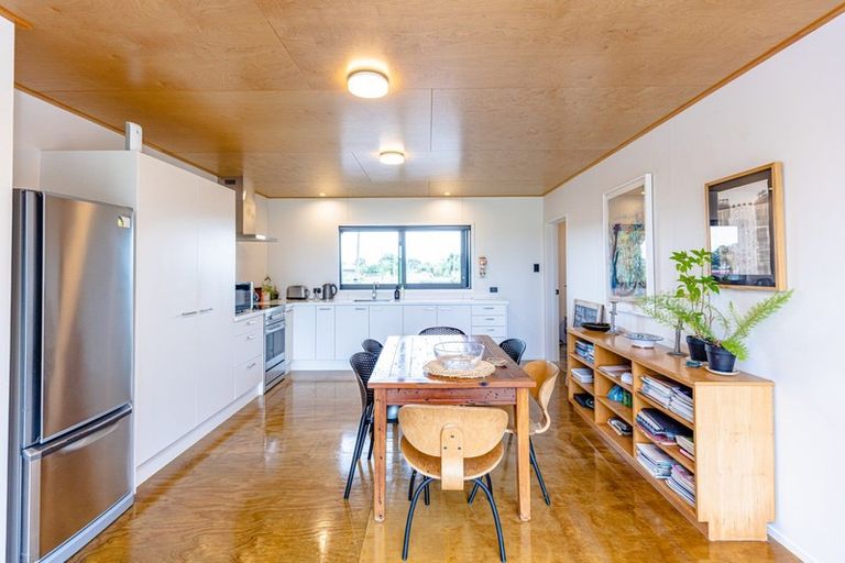 Photo of property in 83 Marumaru Street, Marton, 4710