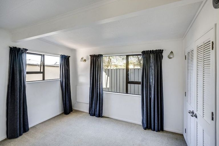 Photo of property in 2a Trent Street, Taradale, Napier, 4112