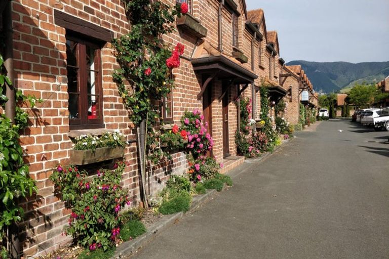 Photo of property in Summerhouse Cottages,unit 203, 3/3 Quiet Woman Way, Monaco, Nelson, 7011