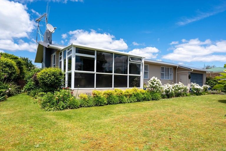 Photo of property in 15 Lauriston Street, Tokoroa, 3420