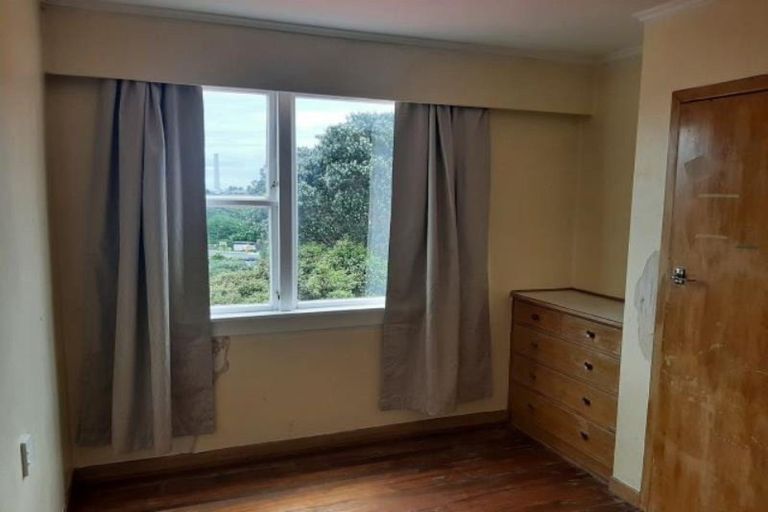 Photo of property in 1/16 Ridd Street, Lynmouth, New Plymouth, 4310