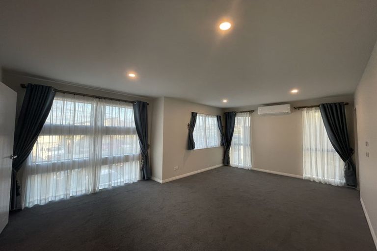 Photo of property in 323 Flat Bush School Road, Flat Bush, Auckland, 2019