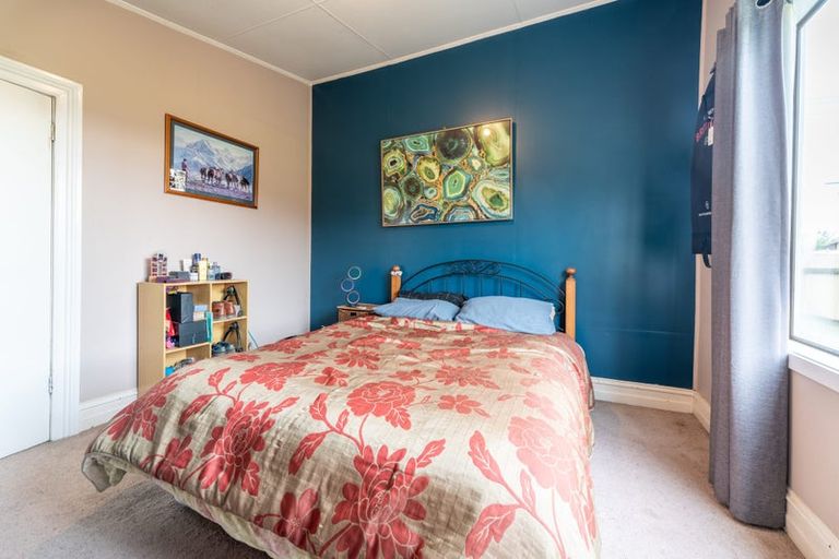 Photo of property in 24 Queen Street, Pareora, 7912