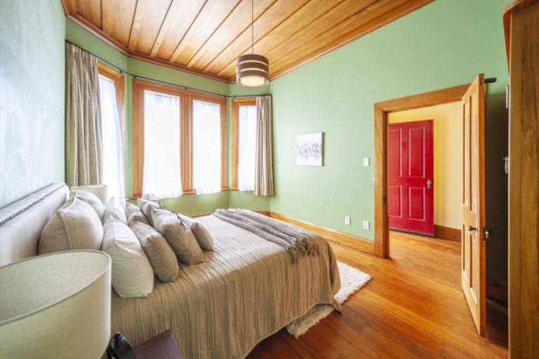 Photo of property in 149 Wellesley Road, Napier South, Napier, 4110