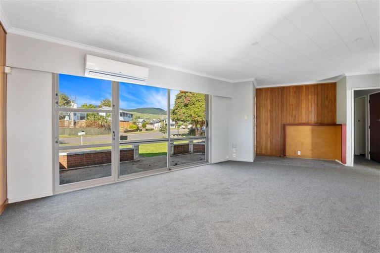 Photo of property in 3 Walnut Place, Owhata, Rotorua, 3010
