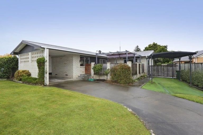 Photo of property in 13 Bale Place, Havelock North, 4130