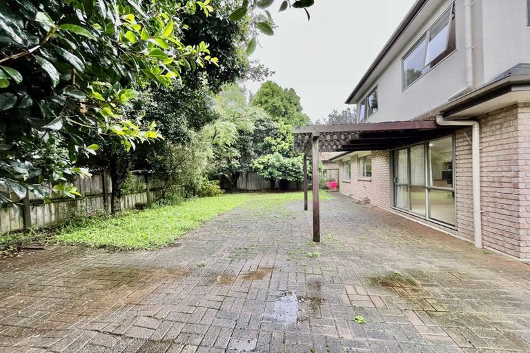 Photo of property in 43 Carousel Crescent, East Tamaki Heights, Auckland, 2016