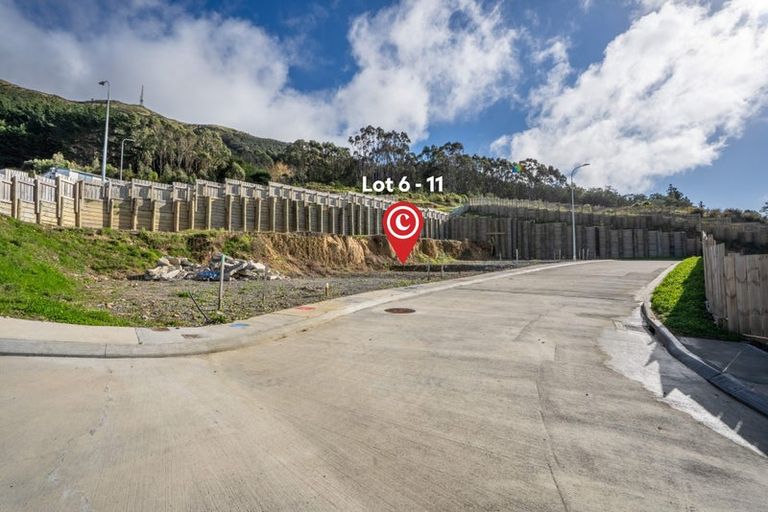 Photo of property in 42 Raiha Street, Kenepuru, Porirua, 5022