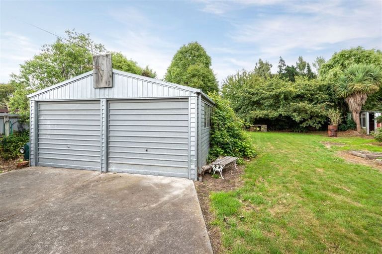 Photo of property in 37 Pembertons Road, Sefton, 7477