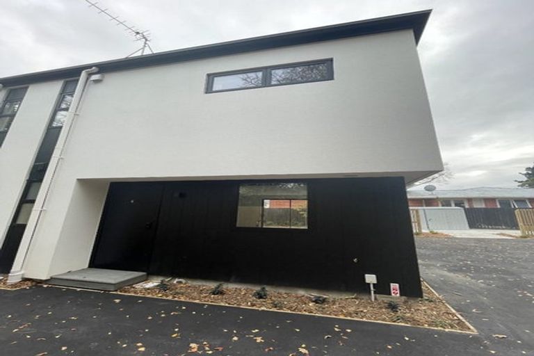 Photo of property in 4/41 Horseshoe Lake Road, Shirley, Christchurch, 8061