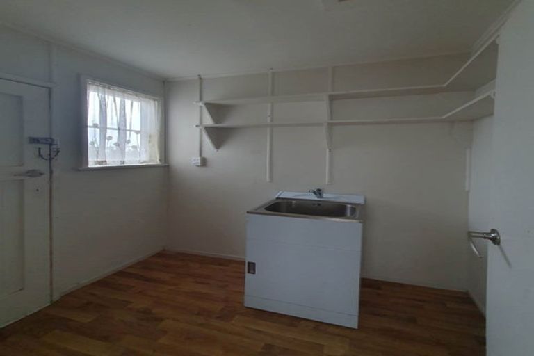 Photo of property in 12 Dreadon Avenue, Papatoetoe, Auckland, 2025