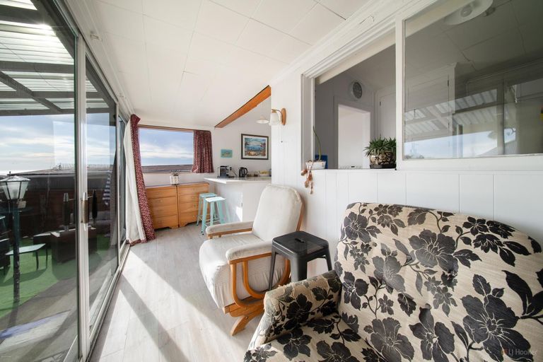 Photo of property in 70-70a High Street, Kensington, Timaru, 7910