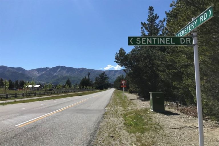 Photo of property in 3 Sentinel Drive, Lake Hawea, 9382