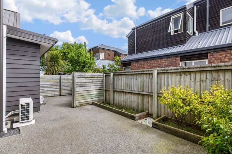 Photo of property in 2/245 Bealey Avenue, Christchurch Central, Christchurch, 8013
