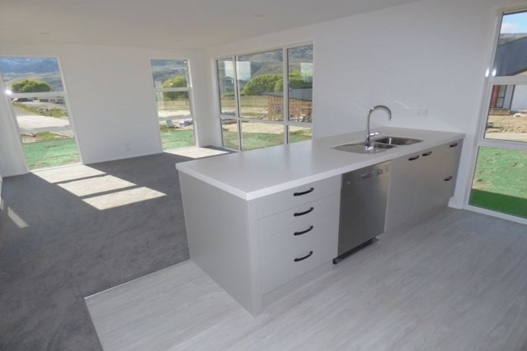 Photo of property in 5 Arion Court, Mount Pisa, Cromwell, 9383