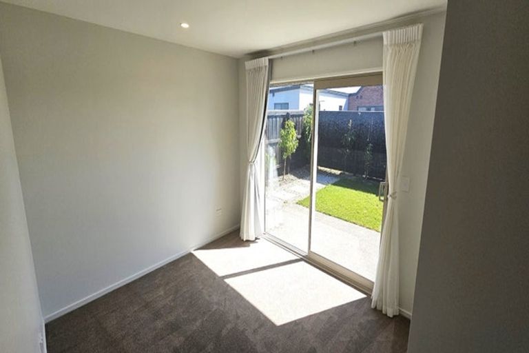 Photo of property in 10 Grimwood Street, Woodend, 7610