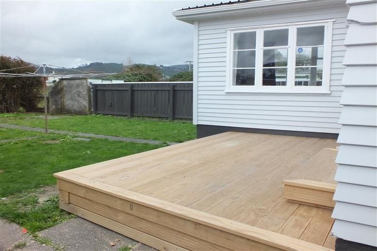 Photo of property in 251 Naenae Road, Naenae, Lower Hutt, 5011