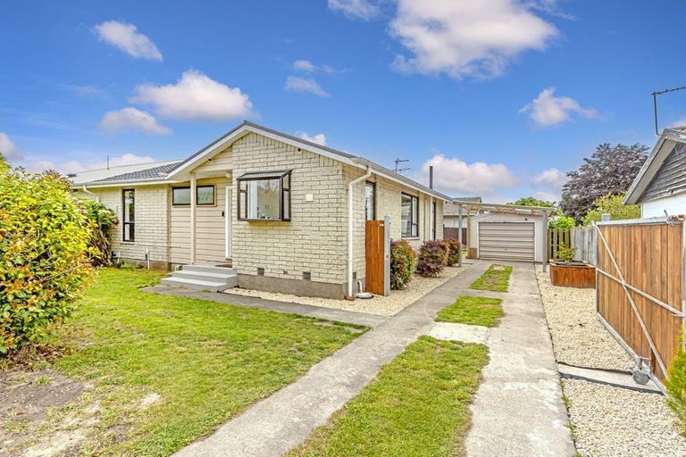 Photo of property in 2/180 Buchanans Road, Hei Hei, Christchurch, 8042