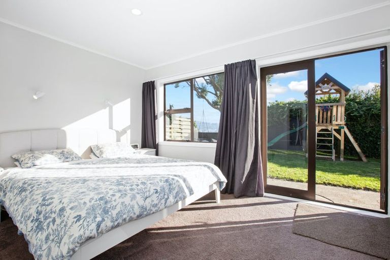 Photo of property in 47 Kiriwai Road, Paremata, Porirua, 5024