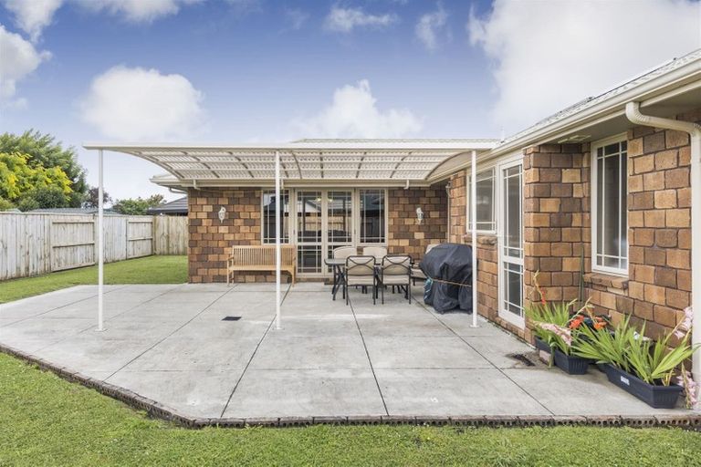 Photo of property in 11 Brookside Close, Highbury, Palmerston North, 4412