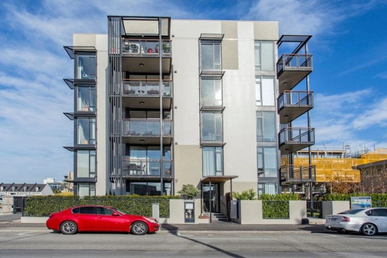 Photo of property in 1/50 Kilmore Street, Christchurch Central, Christchurch, 8013