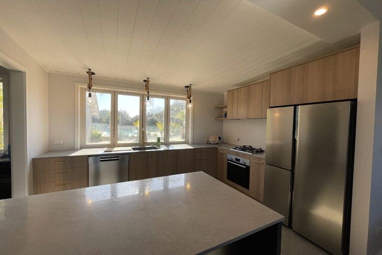 Photo of property in 39 Pohutukawa Drive, Eskdale, Napier, 4182