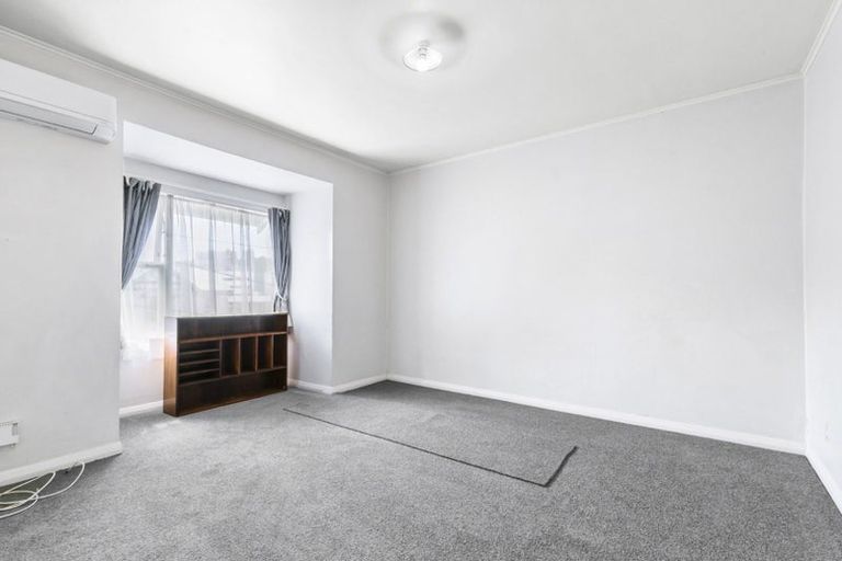 Photo of property in 2/17 Hall Street, Newtown, Wellington, 6021