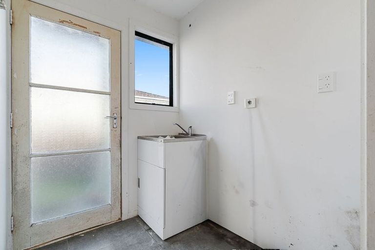 Photo of property in 1/47 Taitimu Drive, Weymouth, Auckland, 2103