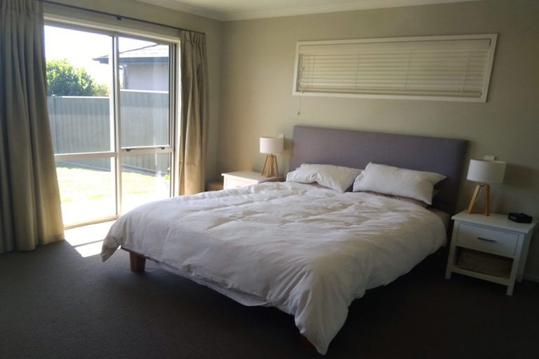 Photo of property in 19 Karoola Place, Havelock North, 4130