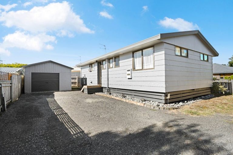 Photo of property in 18 Lloyd Drive, Nawton, Hamilton, 3200