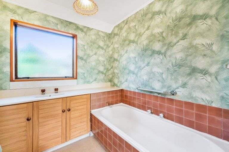 Photo of property in 4 Johnston Street, Leeston, 7632