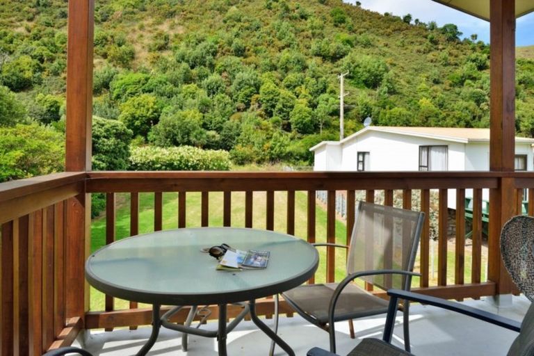 Photo of property in 88 Newcastle Street, Mahia, 4198