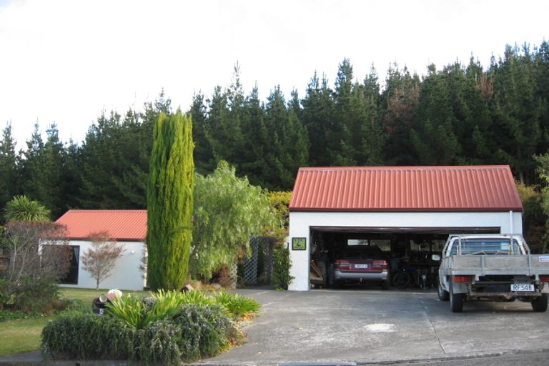 Photo of property in 4 Cumberland Rise, Taradale, Napier, 4112