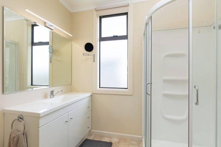 Photo of property in 91 Milton Terrace, Picton, 7220