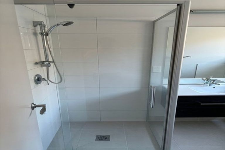 Photo of property in 70 Arion Road, Takanini, 2112