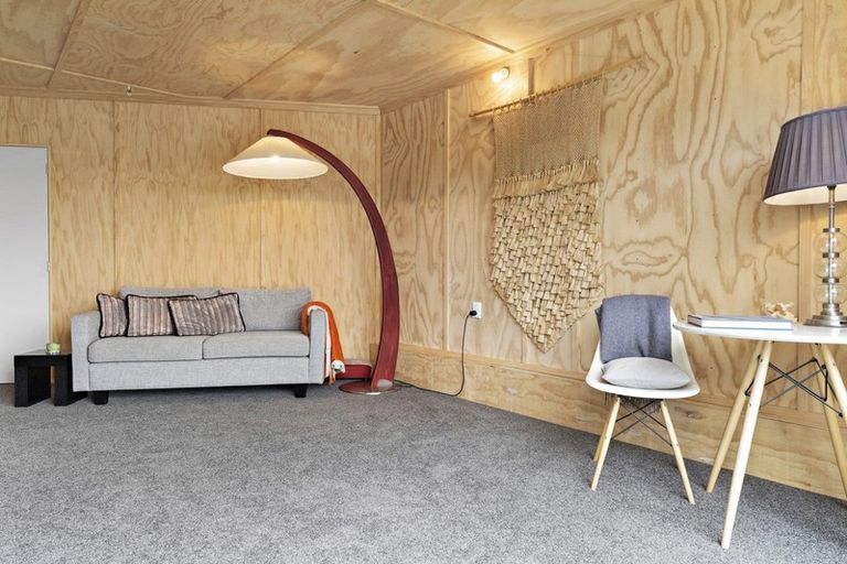 Photo of property in 3 Tuscan Lane, Martinborough, 5711