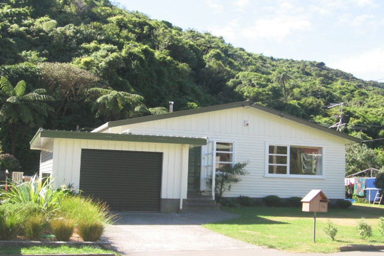 Photo of property in 94 Awarua Street, Ngaio, Wellington, 6035