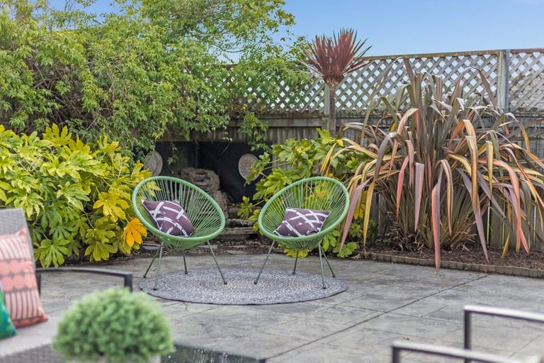 Photo of property in 3 Barque Crescent, Whitby, Porirua, 5024