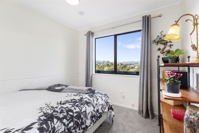 Photo of property in 22 Shackle Lane, Whitby, Porirua, 5024