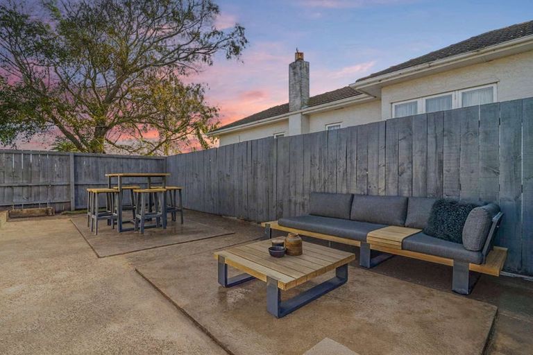 Photo of property in 4/49 Russell Road, Manurewa, Auckland, 2102