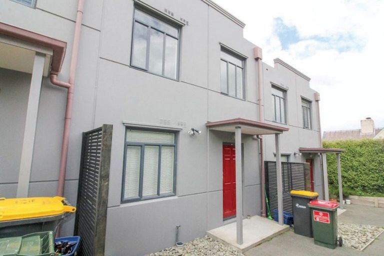 Photo of property in 121 Carroll Street, Dunedin Central, Dunedin, 9016