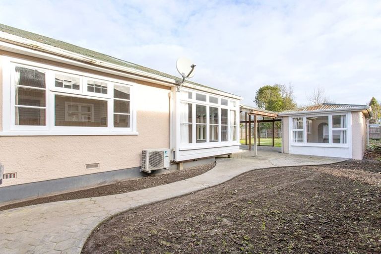 Photo of property in 229 Cranford Street, St Albans, Christchurch, 8014