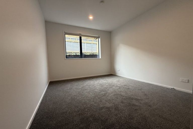 Photo of property in 452a Saint Aubyn Street, Moturoa, New Plymouth, 4310
