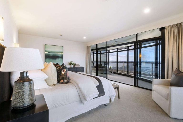 Photo of property in Shangri La Apartments, 10/97 Jervois Road, Herne Bay, Auckland, 1011